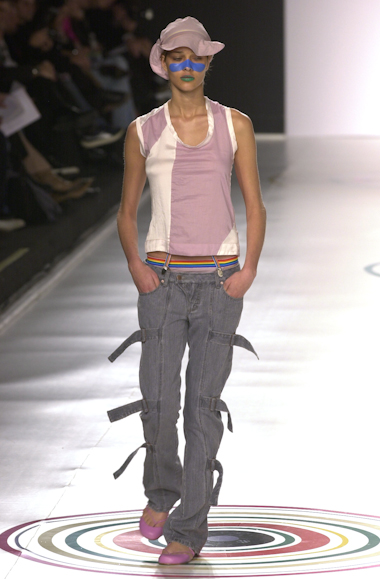 desfile-alexandreherchcovitch-saopauloverao2003rtw-101