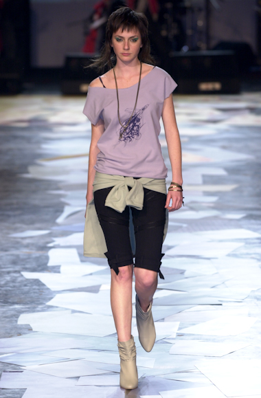 desfile-carlotajoakina-saopauloverao2003rtw-107