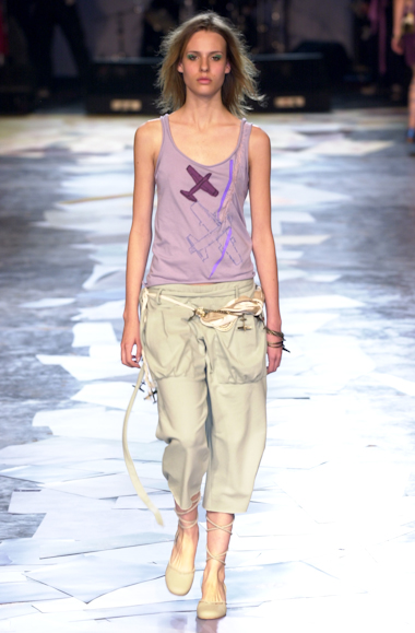 desfile-carlotajoakina-saopauloverao2003rtw-111