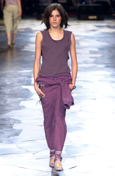 desfile-carlotajoakina-saopauloverao2003rtw-112