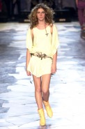 desfile-carlotajoakina-saopauloverao2003rtw-113
