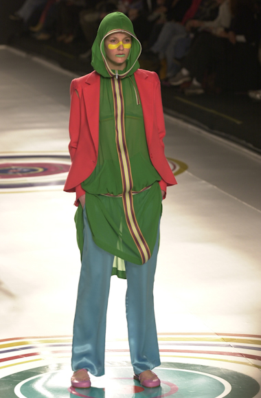 desfile-alexandreherchcovitch-saopauloverao2003rtw-120