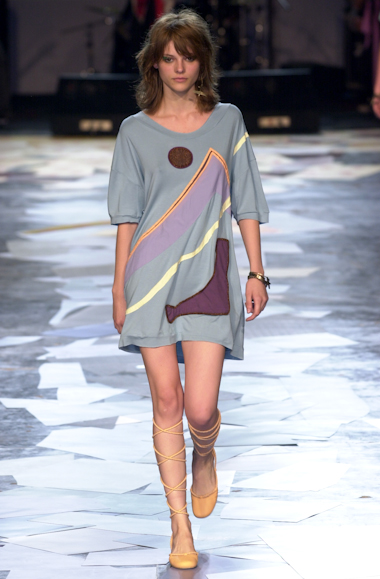 desfile-carlotajoakina-saopauloverao2003rtw-123