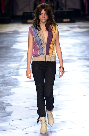 desfile-carlotajoakina-saopauloverao2003rtw-127