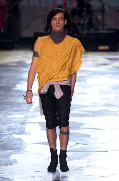 desfile-carlotajoakina-saopauloverao2003rtw-128