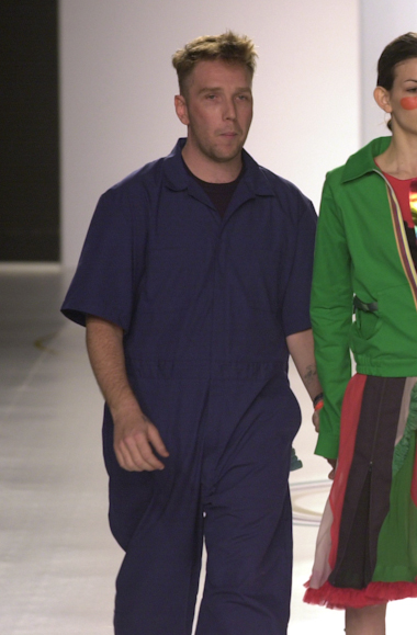 desfile-alexandreherchcovitch-saopauloverao2003rtw-134