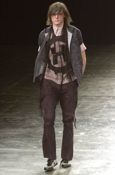 desfile-alexandreherchcovitchmen-saopauloverao2003rtw-108
