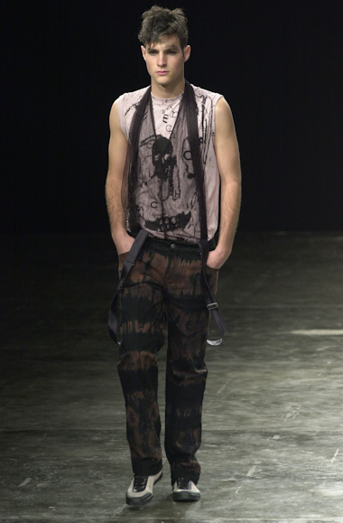 desfile-alexandreherchcovitchmen-saopauloverao2003rtw-112