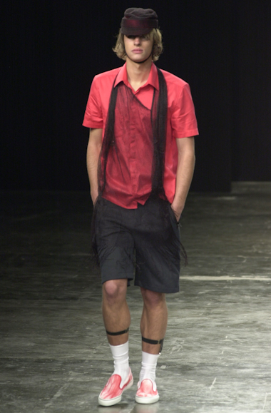 desfile-alexandreherchcovitchmen-saopauloverao2003rtw-117