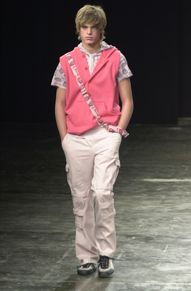 desfile-alexandreherchcovitchmen-saopauloverao2003rtw-126