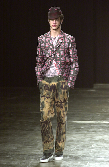 desfile-alexandreherchcovitchmen-saopauloverao2003rtw-129