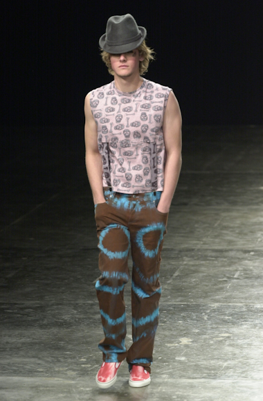 desfile-alexandreherchcovitchmen-saopauloverao2003rtw-131