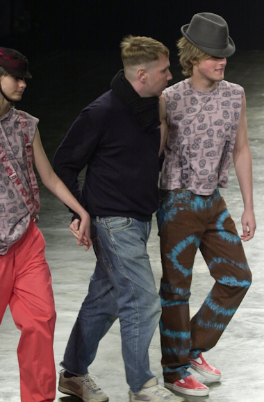 desfile-alexandreherchcovitchmen-saopauloverao2003rtw-132