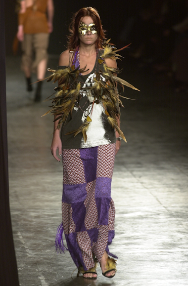 desfile-andrelima-saopauloverao2003rtw-105