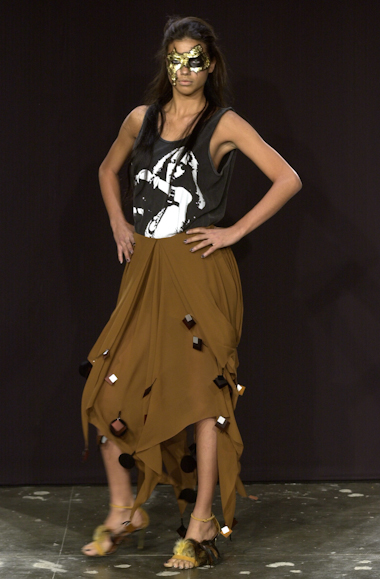 desfile-andrelima-saopauloverao2003rtw-106
