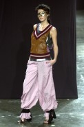 desfile-andrelima-saopauloverao2003rtw-107