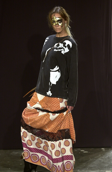 desfile-andrelima-saopauloverao2003rtw-112