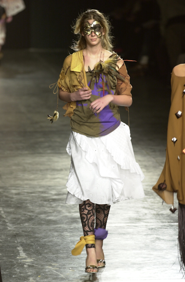 desfile-andrelima-saopauloverao2003rtw-122