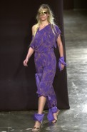 desfile-andrelima-saopauloverao2003rtw-124