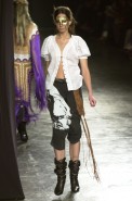 desfile-andrelima-saopauloverao2003rtw-129