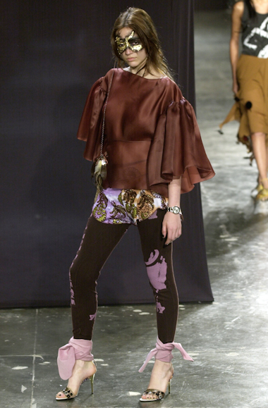 desfile-andrelima-saopauloverao2003rtw-133