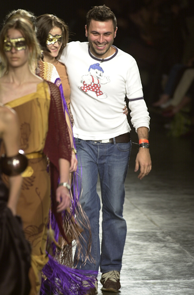 desfile-andrelima-saopauloverao2003rtw-134
