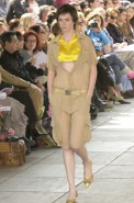 desfile-fausehaten-spfwverao2003-100