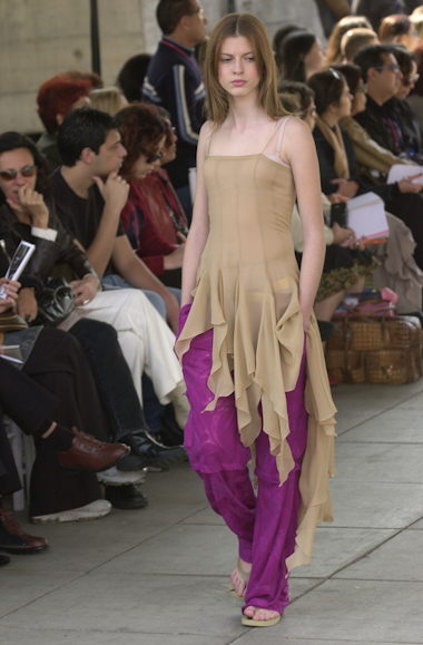 desfile-fausehaten-spfwverao2003-124