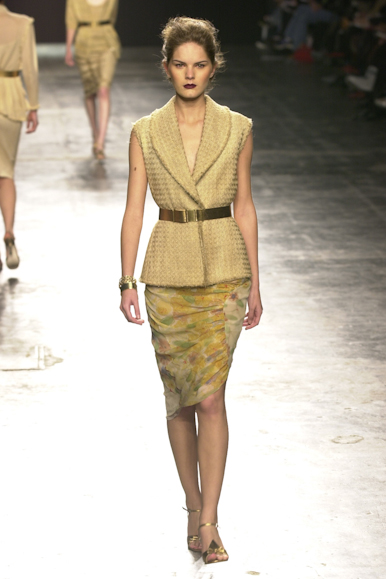 desfile-renatoloureiro-verao2003spfw-023