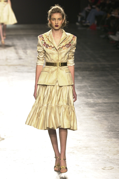 desfile-renatoloureiro-verao2003spfw-028