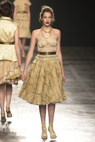 desfile-renatoloureiro-verao2003spfw-034