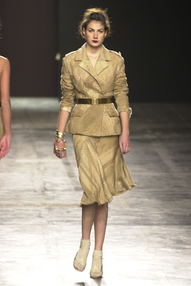 desfile-renatoloureiro-verao2003spfw-043