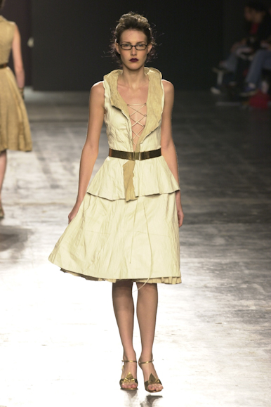 desfile-renatoloureiro-verao2003spfw-046