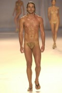 desfile-rosacha-verao2003spfw-002