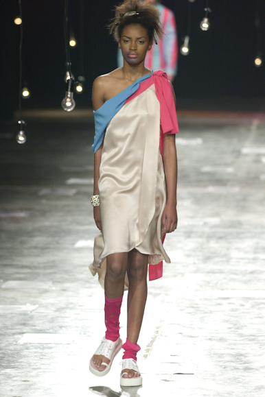 desfile-ronaldofraga-verao2003spfw-002