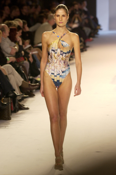 desfile-rosacha-verao2003spfw-026