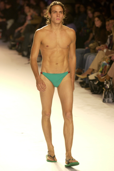 desfile-rosacha-verao2003spfw-033
