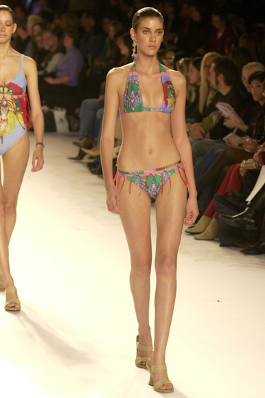 desfile-rosacha-verao2003spfw-051