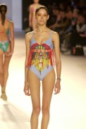 desfile-rosacha-verao2003spfw-052
