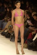 desfile-rosacha-verao2003spfw-054