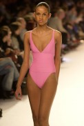 desfile-rosacha-verao2003spfw-055