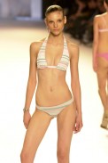 desfile-rosacha-verao2003spfw-063