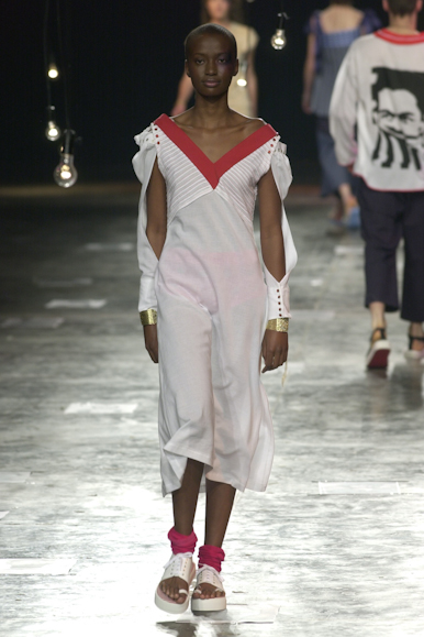 desfile-ronaldofraga-verao2003spfw-072