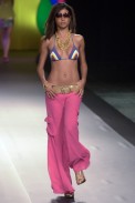 desfile-triton-verao2003spfw-071