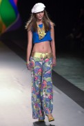 desfile-triton-verao2003spfw-078
