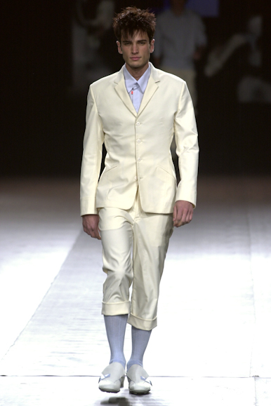 desfile-vrom-verao2003spfw-002