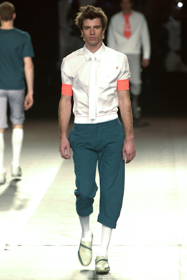 desfile-vrom-verao2003spfw-024