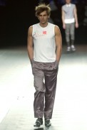 desfile-vrom-verao2003spfw-046