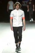 desfile-vrom-verao2003spfw-054