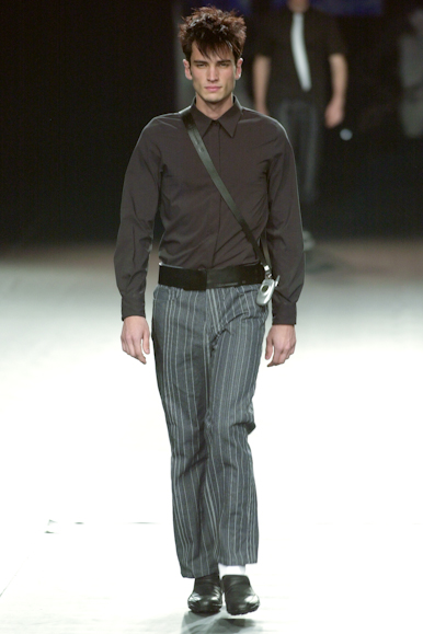 desfile-vrom-verao2003spfw-058